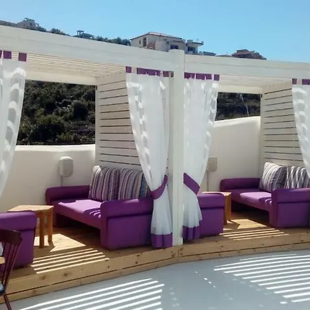 Piko Studio Bougainville Sarande